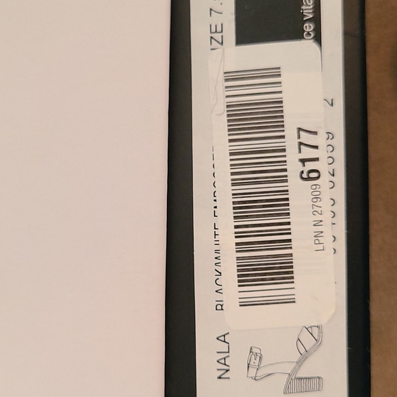 7.5 Dolce Vita womens Nala Sandal leather black/white snake, brand new - Picture 9 of 9